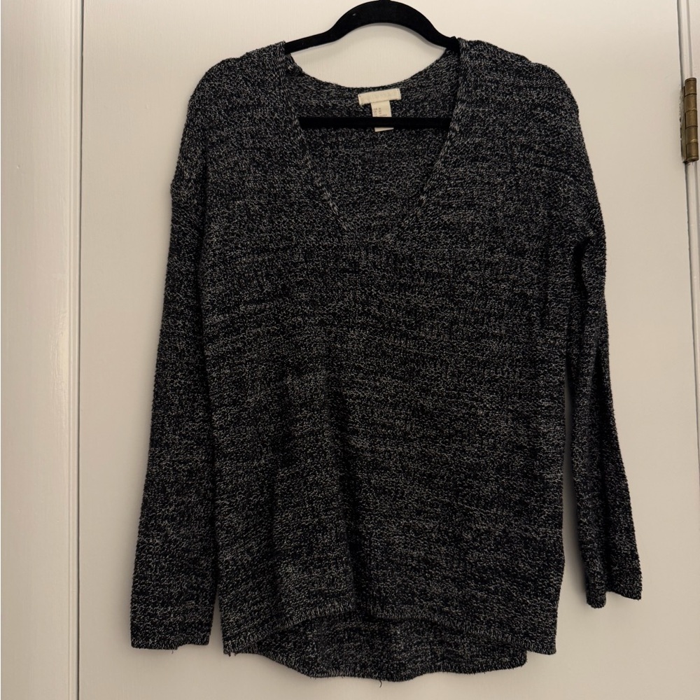 Black and Gray Knit Sweater